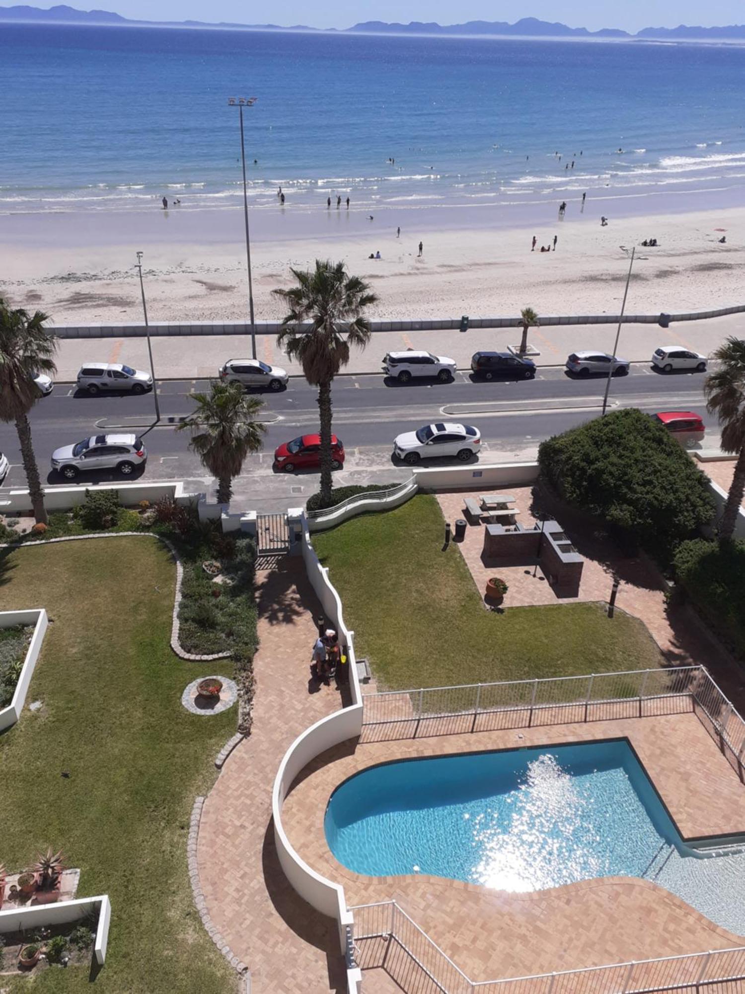 Beach Front Property ストランド エクステリア 写真
