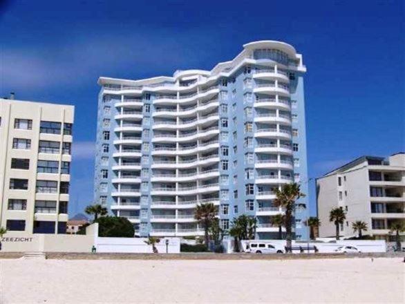 Beach Front Property ストランド エクステリア 写真